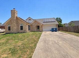 8006 Weatherly Dr, Rowlett, TX 75089