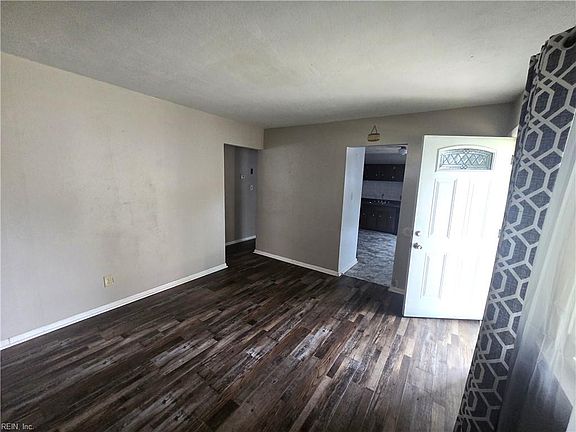 5th image of 4721 Lonewillow Ln