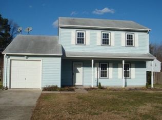 2 Westmont Dr, Hampton, VA 23666