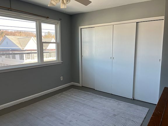 4th image of 212 Ashford Ave APT 3