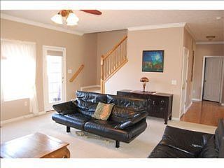 4th image of 11238 Hearthstone Dr