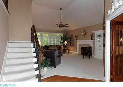 4th image of 5190 Medallion Dr E