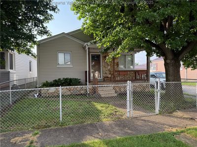 448 18th St, Dunbar, WV, 25064