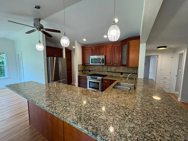 3420 W Bertona St — Photo 15