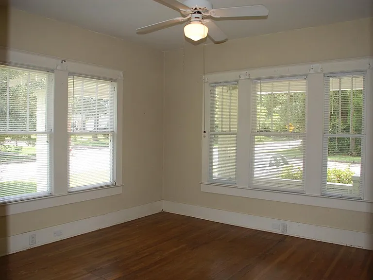 2250 Old Government St — Photo 12