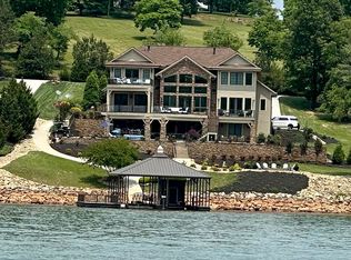 841 Crown Pointe Rd, La Follette, TN 37766