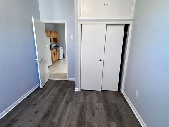 3rd image of 41 W 54th St #D