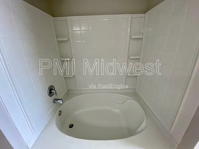 8014 Harshaw Dr — Photo 30