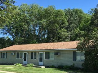 9017 Cedar Lake Rd, Pinckney, MI 48169