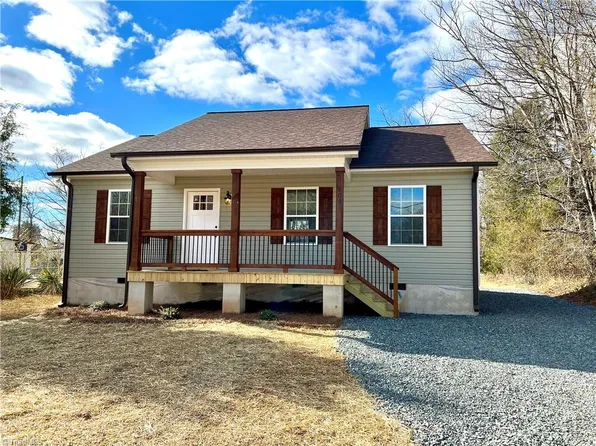 209 Brown St, Stoneville, NC 27048