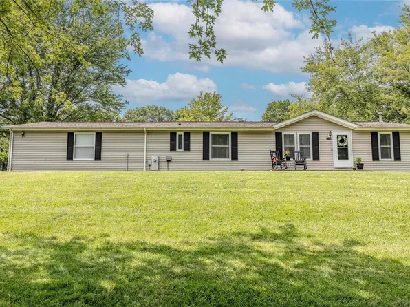 4857 E Swaller Rd, Imperial, MO 63052