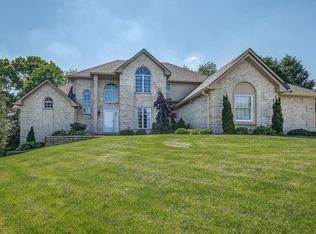 256 Earlsgate Rd, Beavercreek, OH 45440