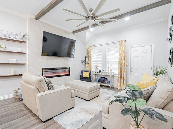 4th image of 4006 Metropolitan Ave
