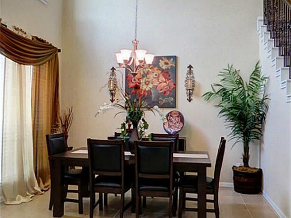 5th image of 27410 Royal Canyon Ln