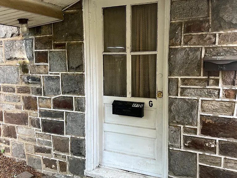 250 Browning Ln #1A — Photo 11