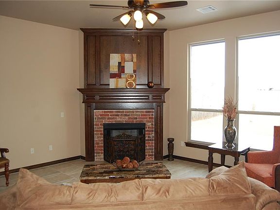 4th image of 2509 SE 39th St
