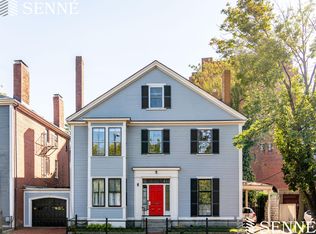 6 Garden Ct APT 1, Cambridge, MA 02138