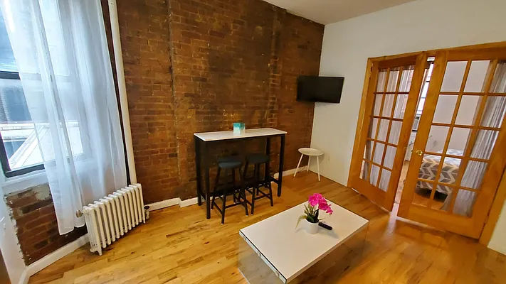 Rented by GPS Realty NYC | media 11