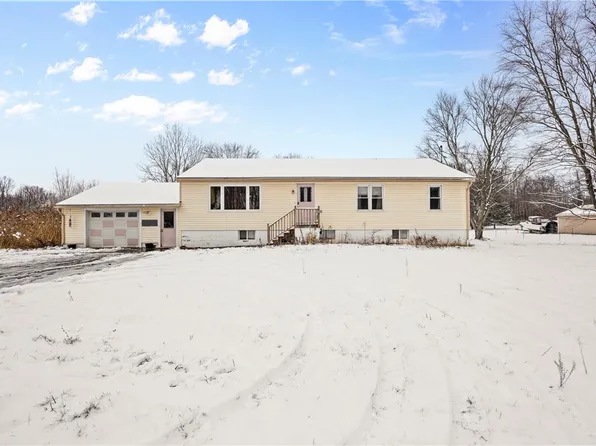 2466 Reed Rd, Waterloo, NY 13165