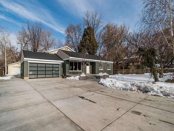 3rd image of 213 Haihai St