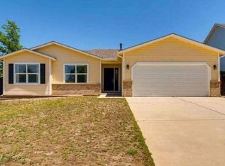 735 Pennington Dr, Colorado Springs, CO 80911