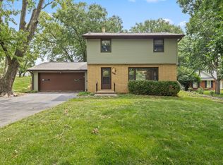 1655 NW 78th St, Clive, IA 50325