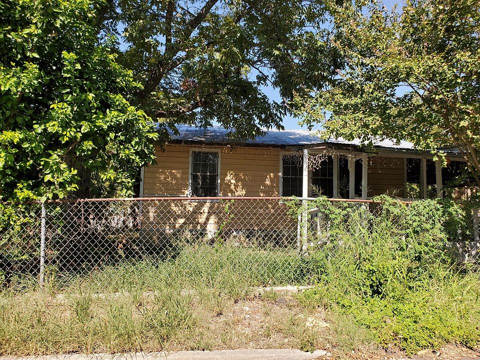 1st image of 501 Bee St