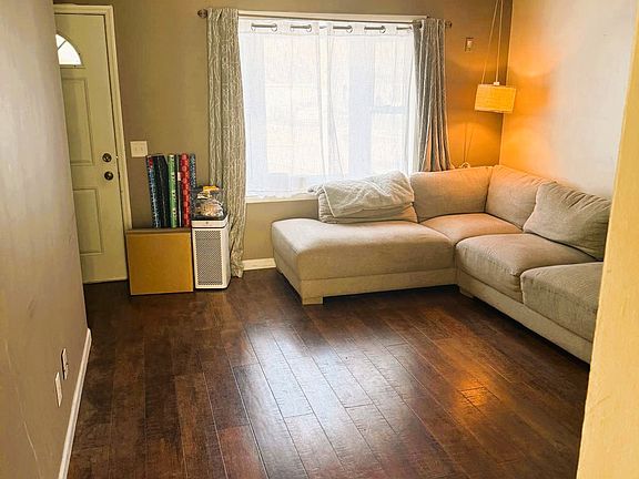 4th image of 5748 Deerfield St