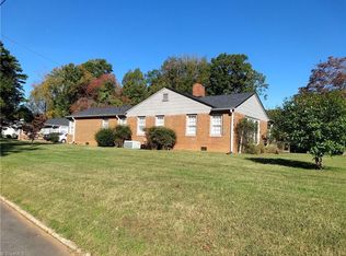 206 Ridgewood Dr, Lexington, NC 27292