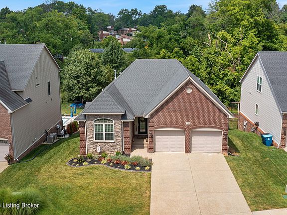 5th image of 714 Urton Woods Way