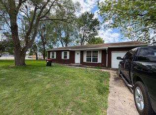 315 N Jefferson St, Lincoln, IL 62656