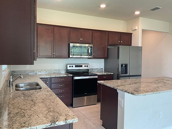 2nd image of 2149 Bur Oak Blvd