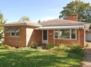 1237 Boeger Ave, Westchester, IL 60154