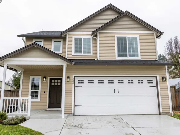 306 E 16th Pl, La Center, WA 98629