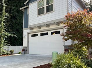 701 NW 137th St, Vancouver, WA 98685