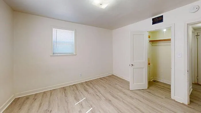 1 bed, 1.0 bath, $925 — Photo 3