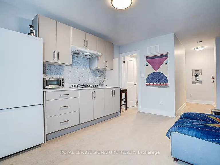 252 Annette St #3 — Photo 7
