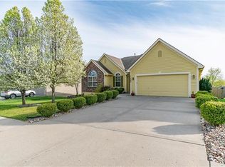 11260 N Belleview Ave, Kansas City, MO 64155