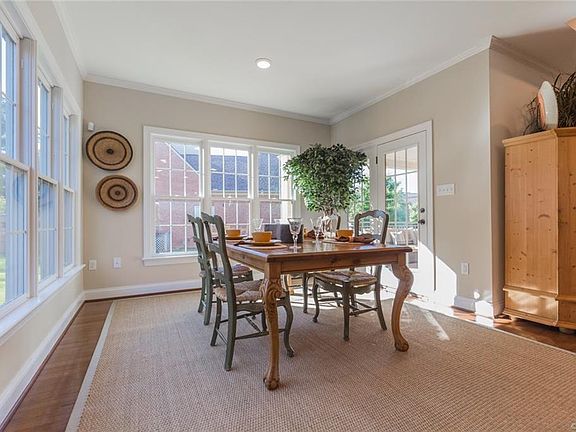3rd image of 4113 Caddington Dr