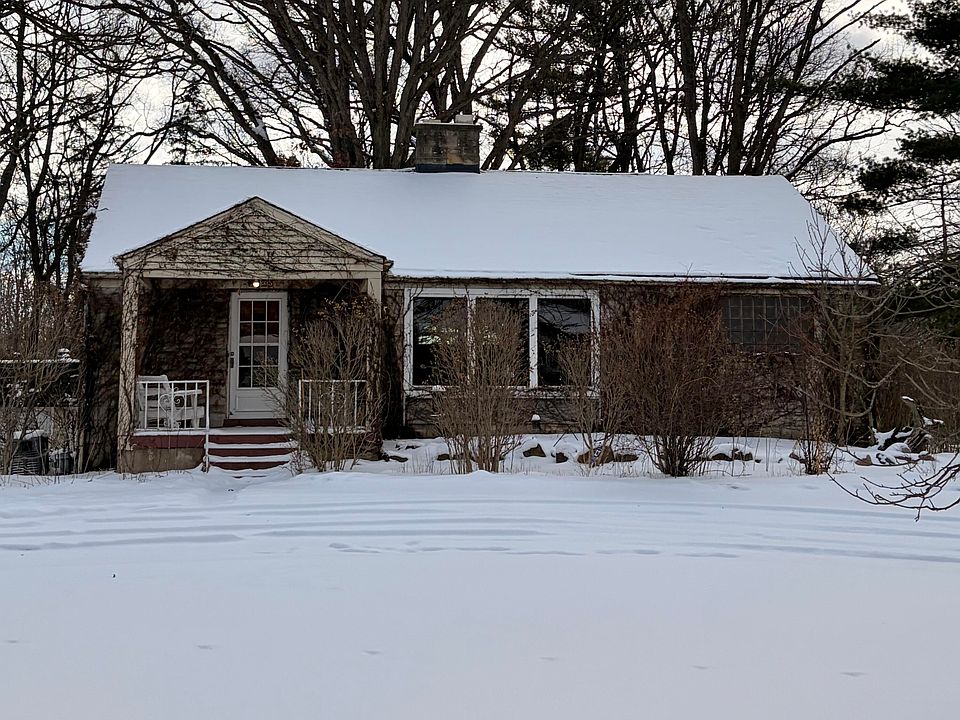1st image of 1135 Lakeview Dr
