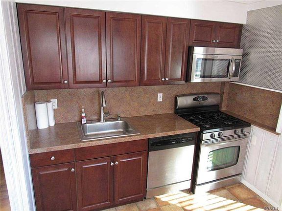 2nd image of 24636 Cambria Ave