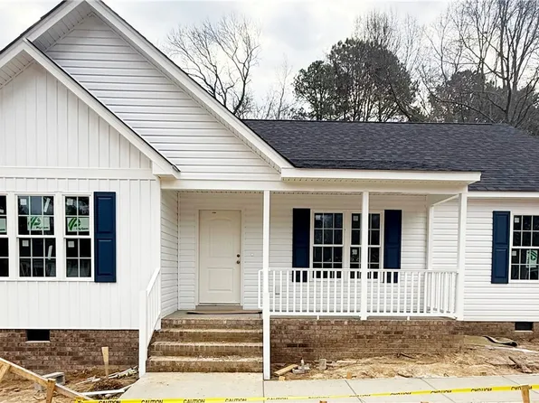5405 Oak St, North Dinwiddie, VA 23803