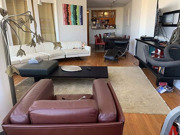 4th image of 225 W 83rd St APT 15L
