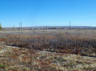 498 S Saunders Dr E, Pueblo West, CO 81007