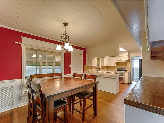 4th image of 3815 Kingston St