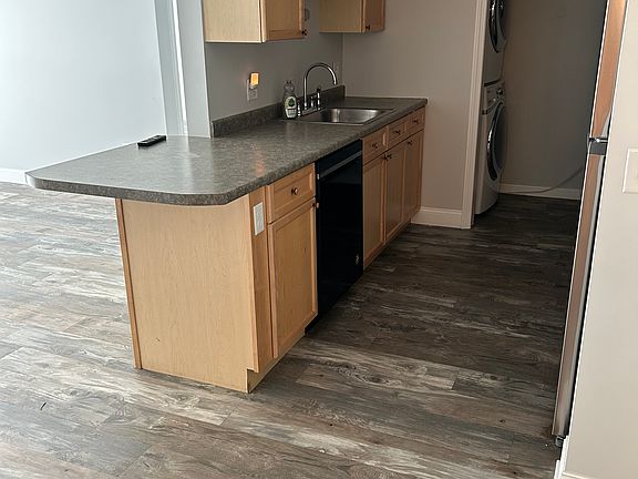 5th image of 14 Crestview Cir Unit 150