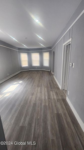 4th image of 1305 4th Avenue