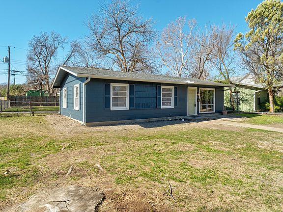3rd image of 501 Sacramento Dr