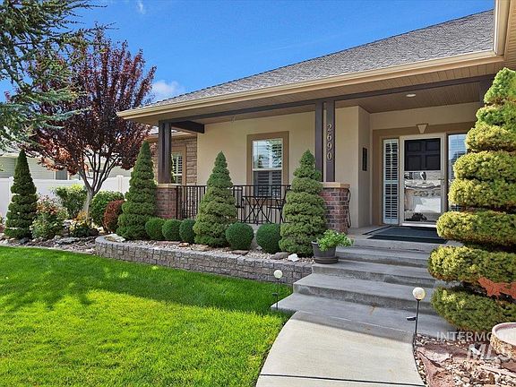 4th image of 2690 Sun Meadow Dr