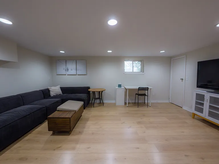 1045 Lowell Blvd — Photo 15